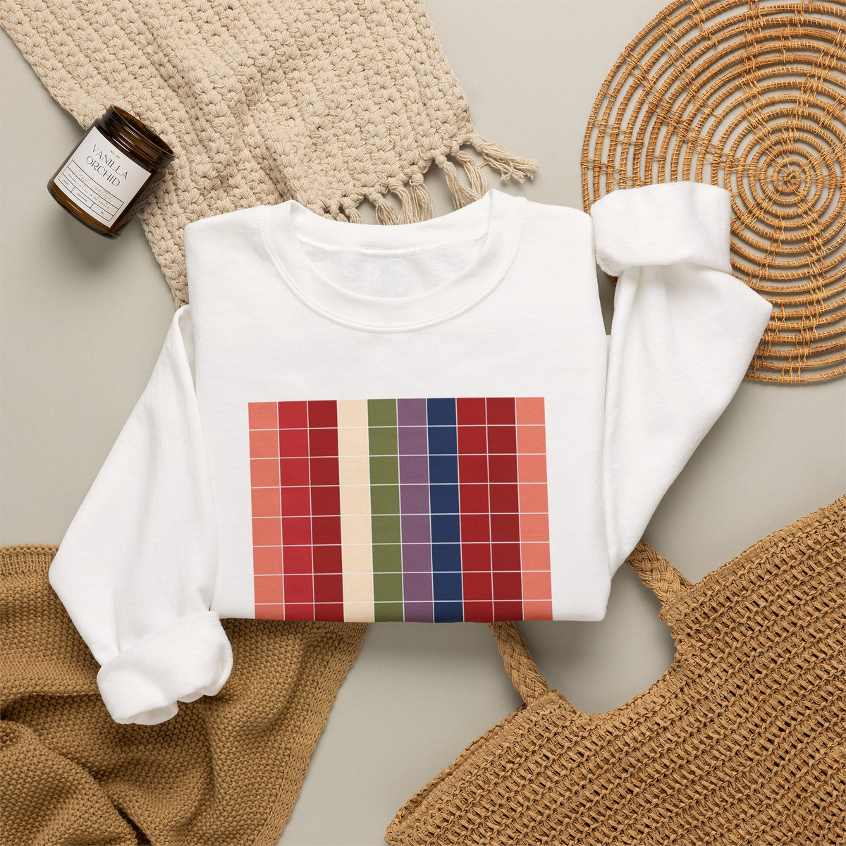 plate 306 crewneck - White