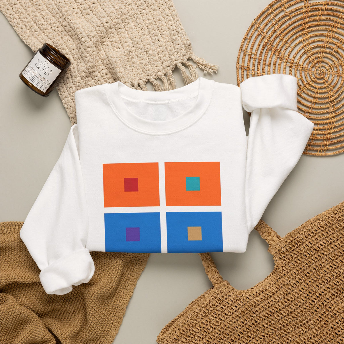 plate 267 crewneck - White