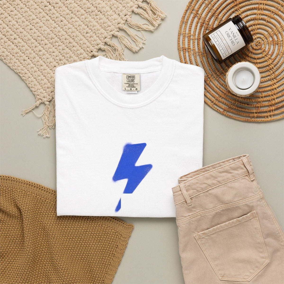 A streetwear tee from the board. Pick the style, generate the print, place it on canvas, set a price, save the draft. Pa by Jimbo merch