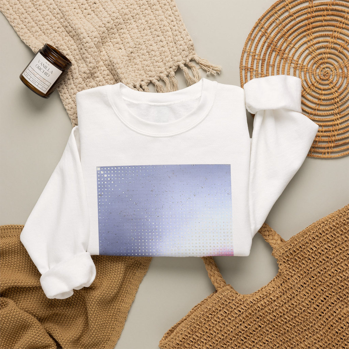 plate 154 crewneck - White